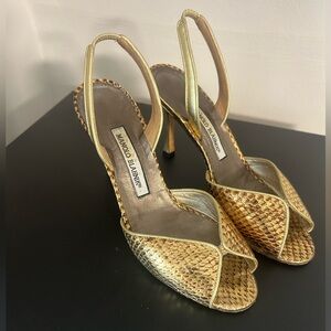 Manolo Blahnik gold heels